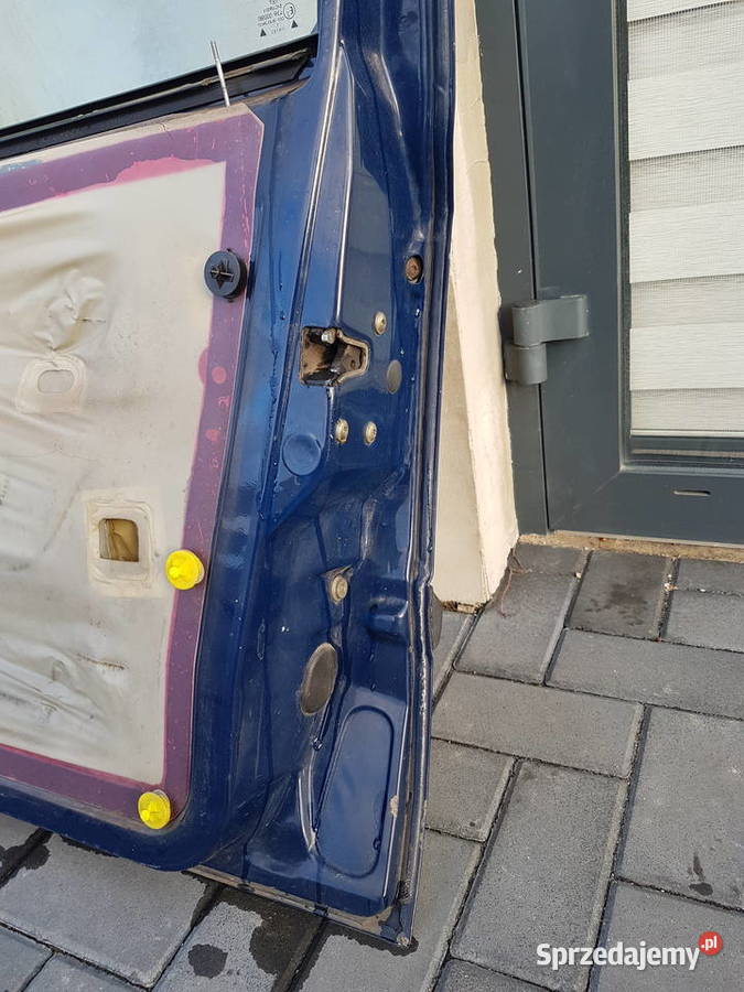 VW GOLF III VENTO DRZWI PRAWE PRZOD LA5E ZAMEK Turek