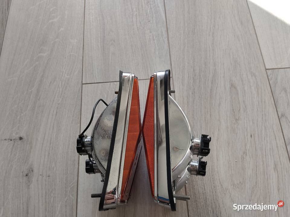 Lampy tylne włoskie Fiat 125p 1300 I seria osobowe Sieradz