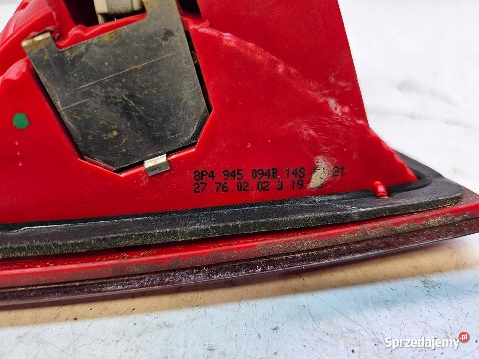 LAMPA PRAWY TYŁ KLAPA AUDI A3 8P LIFT 8P4945094B Przystajń sprzedam