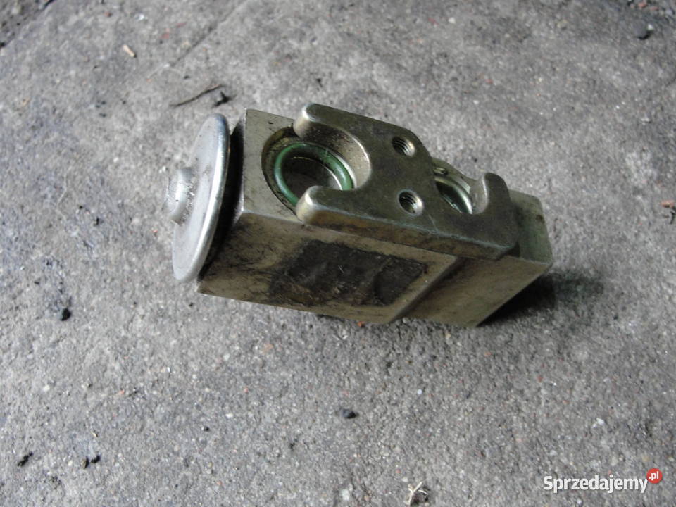 ZAWÓR ROZPRĘŻNY KLIMATYZACJI MERCEDES CLK W208 osobowe