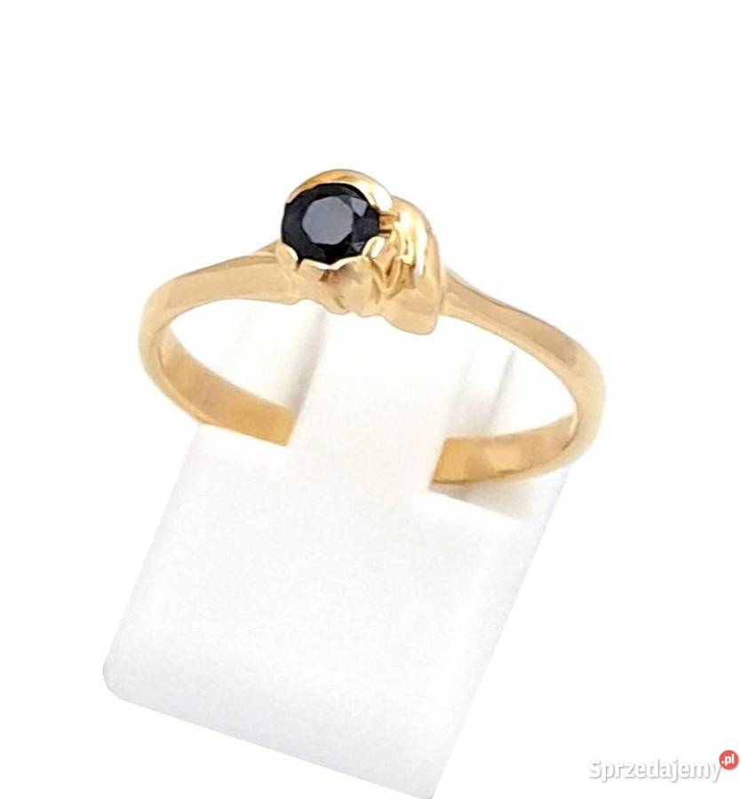 Pierścionek r16 Złoty pr585 z onyksem Z871 sprzedam