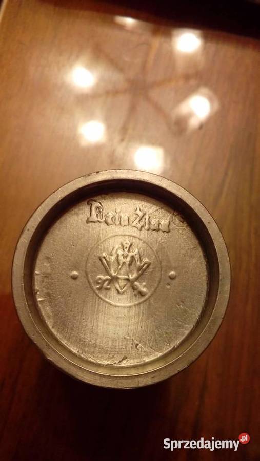 Metalowa czarka do wina sygnowana sprzedam