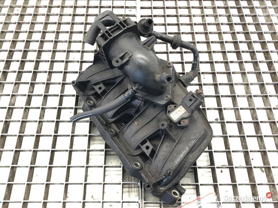 KOLEKTOR SSĄCY VW SCIROCCO III 03C129711AE 14 osobowe sprzedam