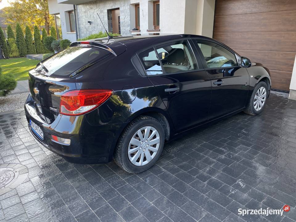 Salonowy 66 Chevrolet Cruze 16 ben bezwypadkowy Marki sprzedam
