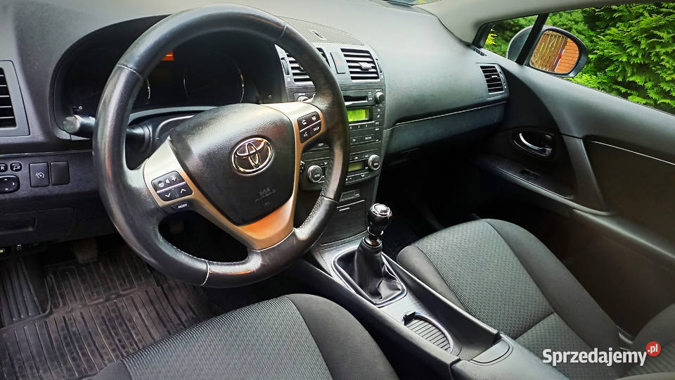 Toyota Avensis Salon Polska Bezwypadkowy Warszawa