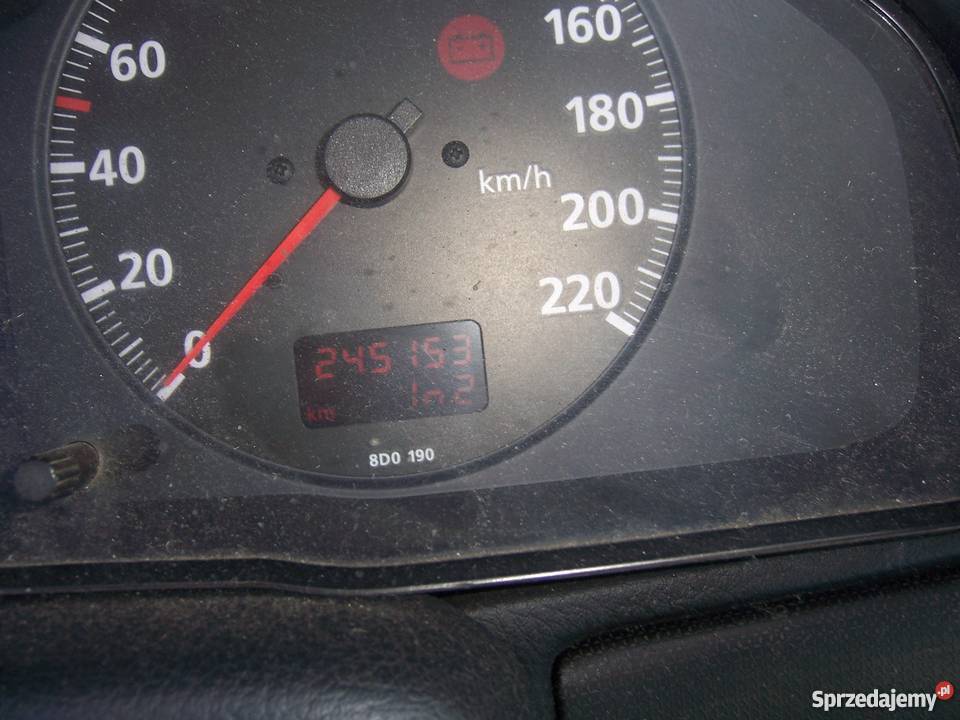 AUDI A4 1 9 TDI 95r 3000 Głogów