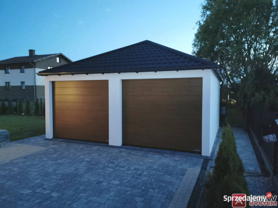 Garaż tynkowany blaszany czterospadowy pomorskie Gdańsk