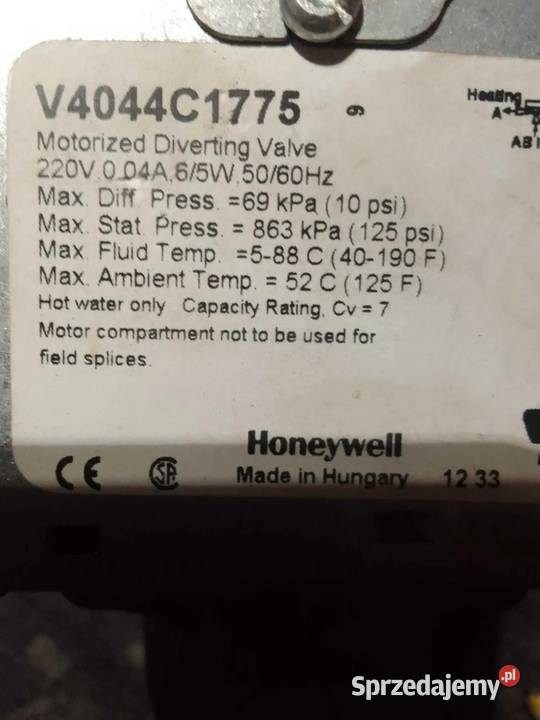 Zawór trójdrogowy z siłownikiem