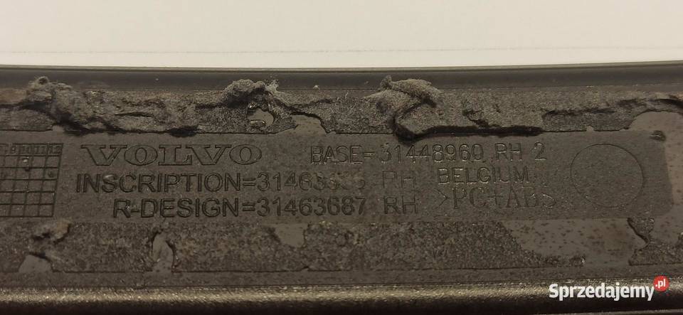 VOLVO XC40 LISTWA BŁOTNIKA LEWY TYŁ 31448960