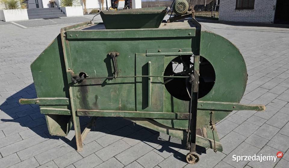 Wialnia młynek do zboża nieuszkodzony Szydłowiec