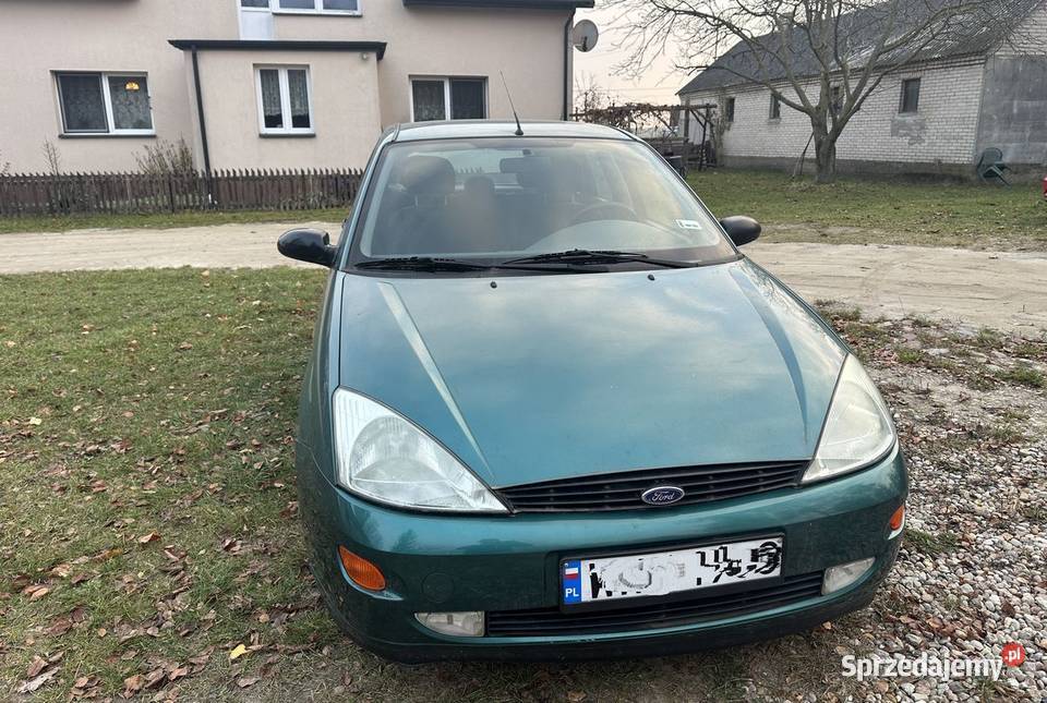 Ford Focus Mk1 benzyna krajowy, Hak, 2 komplety kół, 2 właściciel