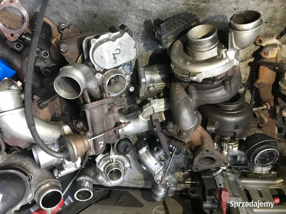 sprzedam magazyn części samochodowych Car parts