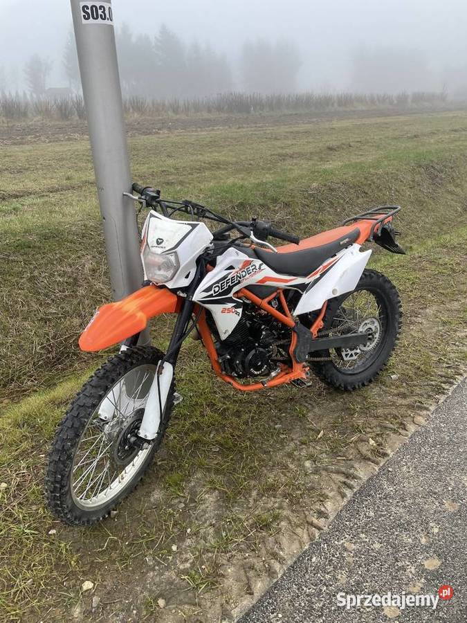 Defender 250 Janów Lubelski