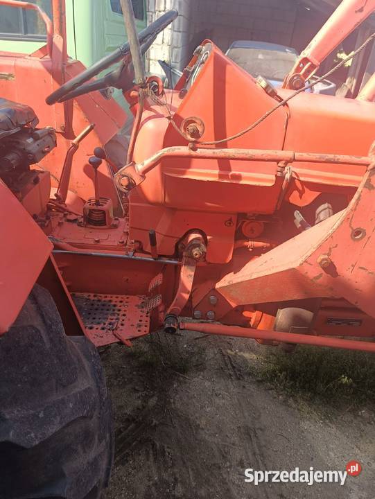 Ciągnik rolniczy Renault 57 z TUREM mazowieckie Radom