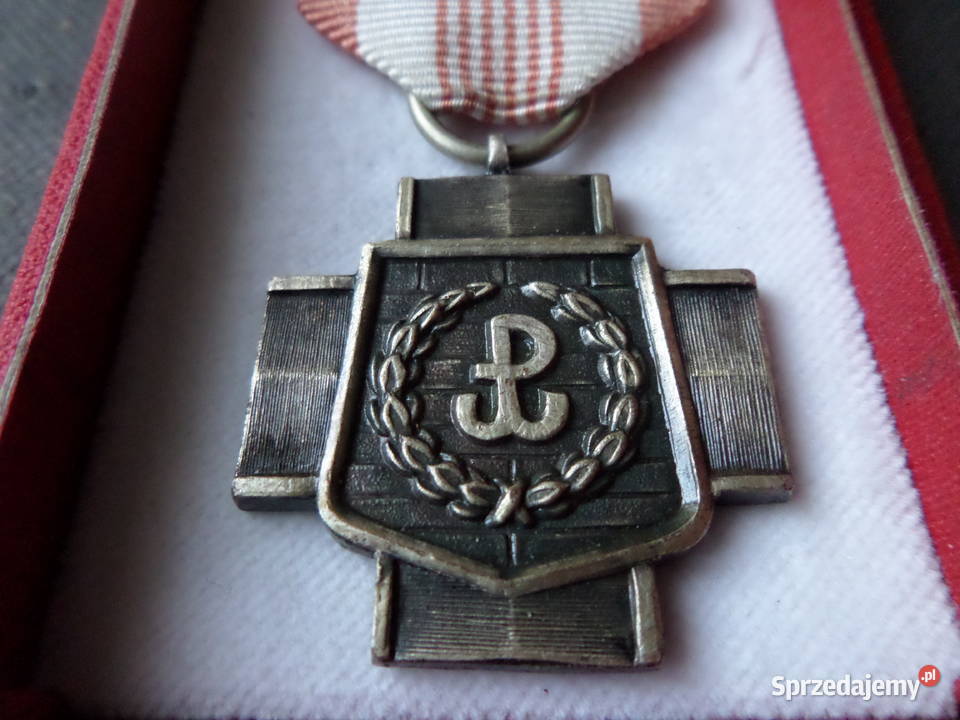 Krzyż Armii Krajowej oryginał Poznań