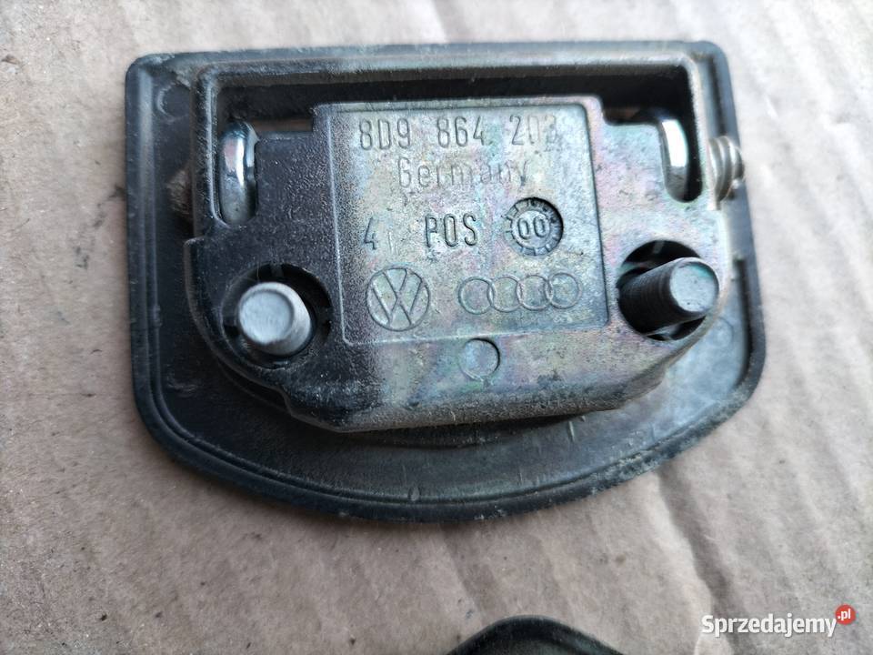 AUDI A38L A3 8L 4D 5D UCHWYT MOCOWANIE BAGAŻU W Kamień-Kolonia