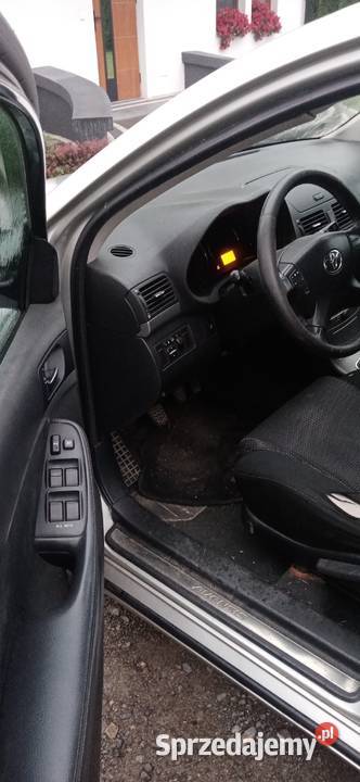 TOYOTA AVENSIS 2007r