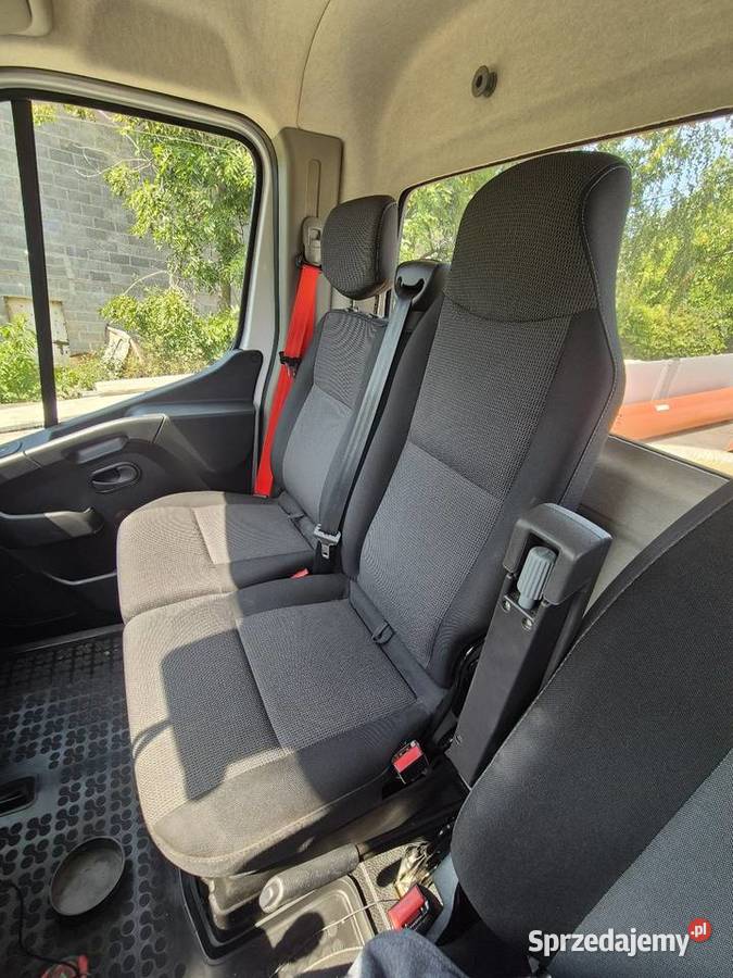 Fotele renault master iii iv 3 4 2023 premium dostawcze Lgota Wielka sprzedam