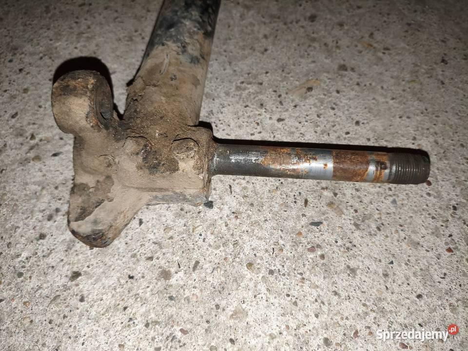 Wahacz koła bocznego wózka K750 Wahacze