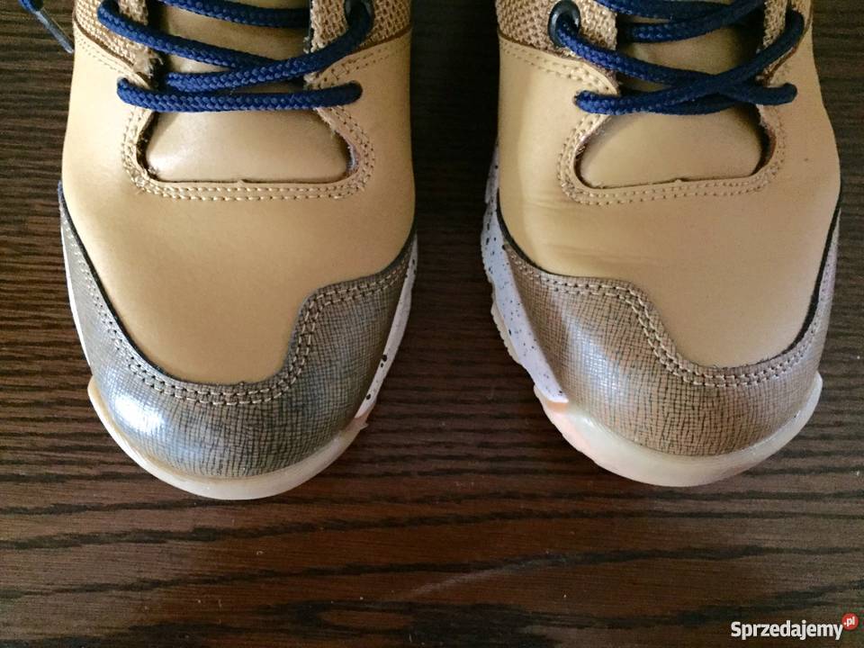 Trapery damskie Nike Nowogród Bobrzański sprzedam