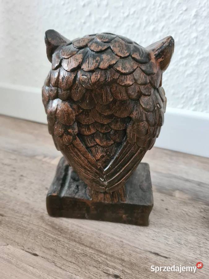 Dwie figurki sowy z wosku