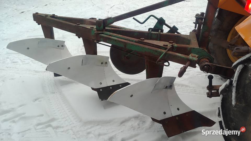 Pług 3 skibowy UG Agregat UG 21m z wałem Kombajn nieuszkodzony Białobrzegi sprzedam