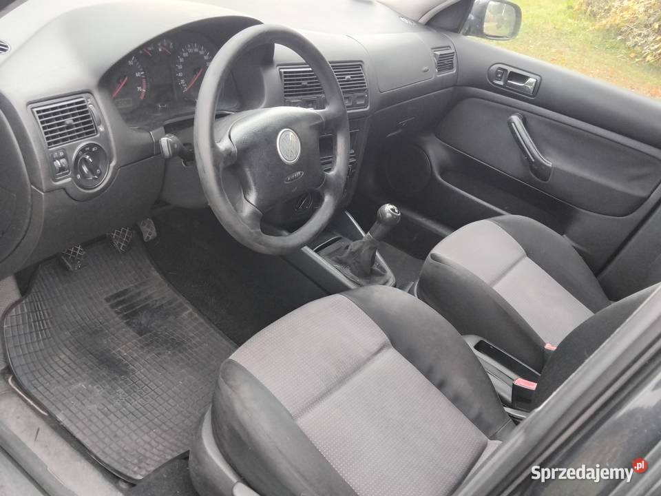 Volfswagen golf 16 LPG Poręba sprzedam