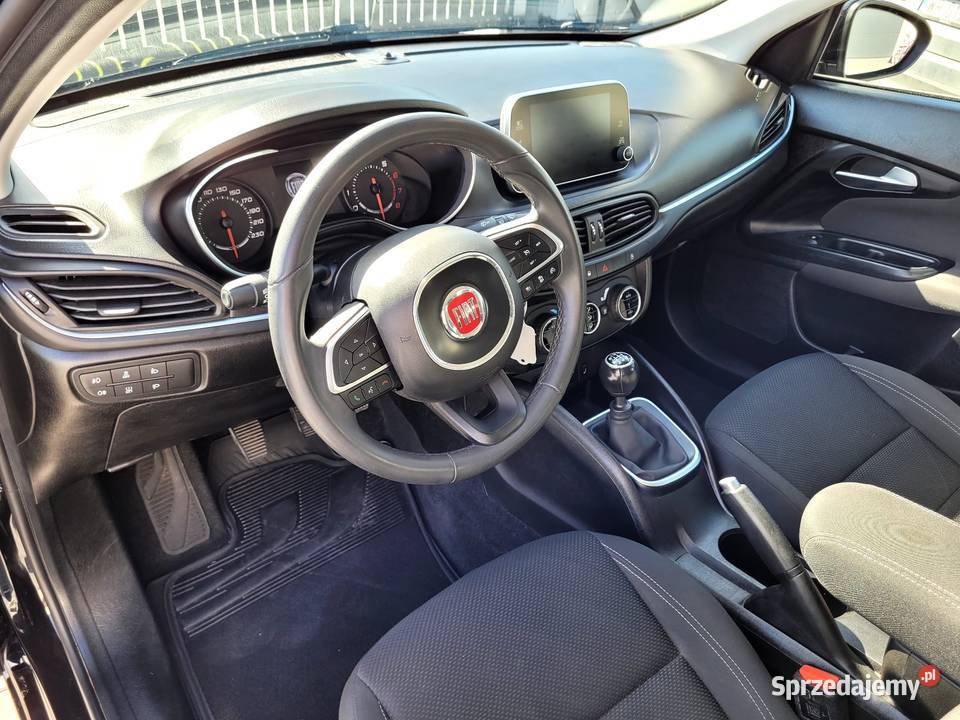 Fiat Tipo 14 Tjet Lounge 2020 serwisowany w ASO Wielogóra