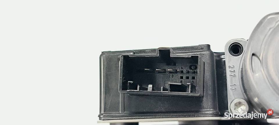 PODNOŚNIK SZYBY PT SKODA KAROQ 575839462A