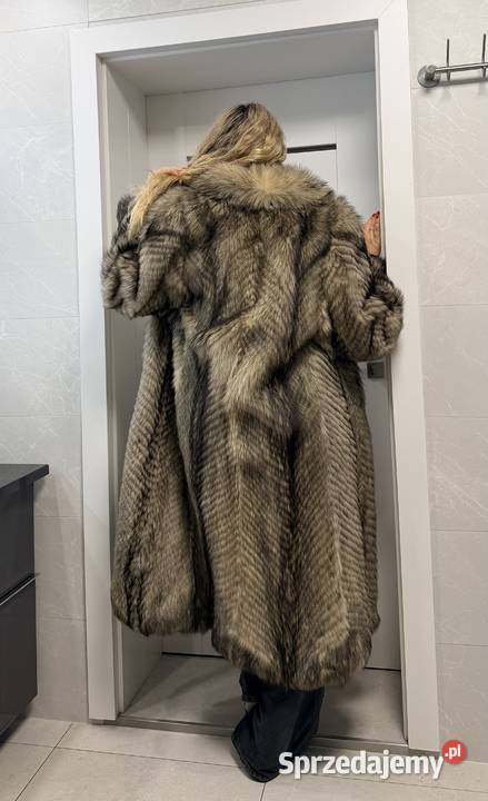 Piękne futro płaszcz z wilka syberyjskiego 100 Warszawa