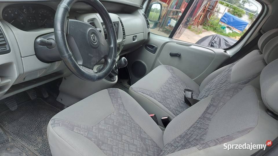 Vivaro 19 ładne auto Gruszczyn