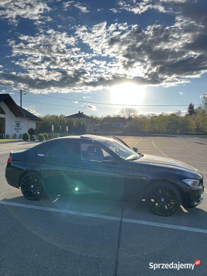 Sprzedam BMW f30 318d 143 2014 Rok produkcji 2014 Harklowa