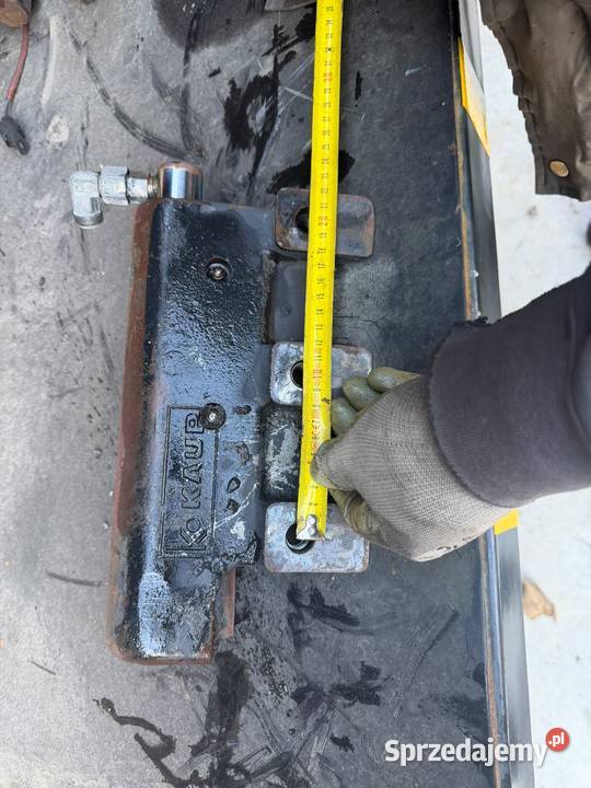 Kaup siłownik hydrauliczny lewy i prawy Pozostałe Antonie