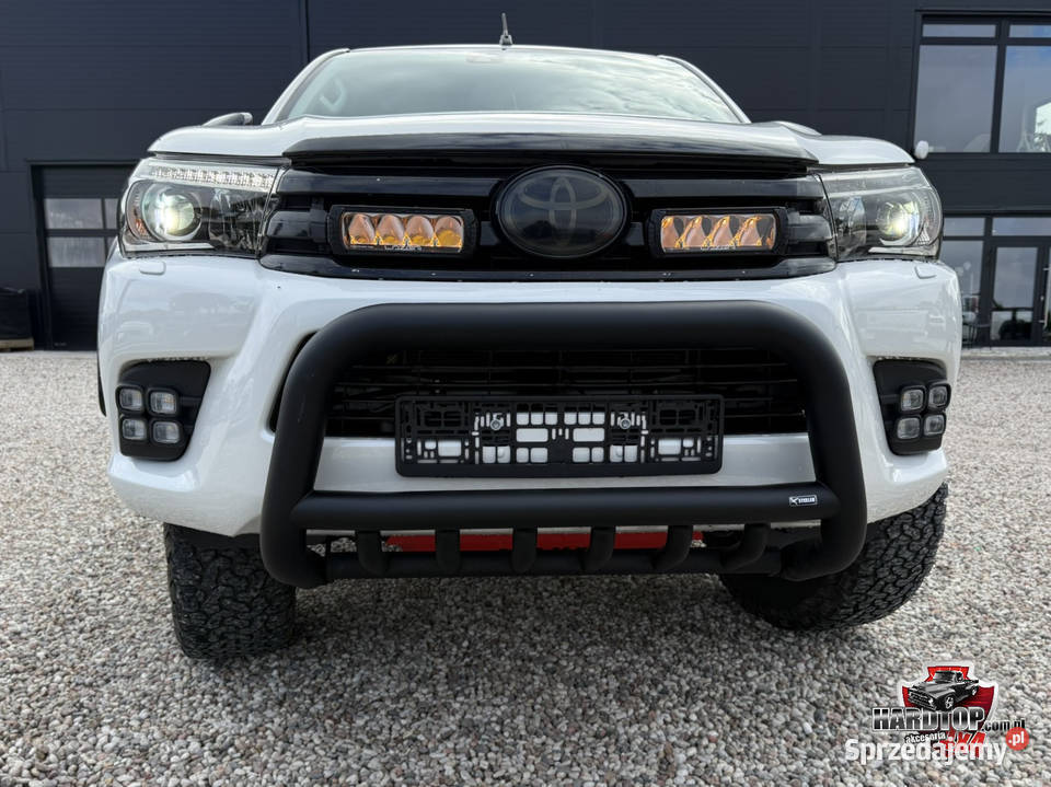 Oświetlenie HILUX Zestaw Lamp LED LAZER Triple Pozostałe Pasłęk