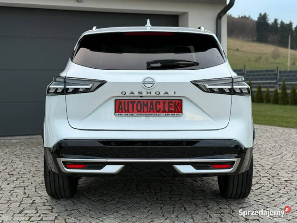Nissan Qashqai TEKNA NAGŁOŚNIENIE PREMIUM BIAŁA benzyna sprzedam