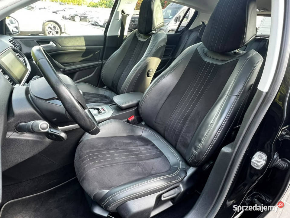 Peugeot 308 16 HDI 120 Panorama FullLED Navi 308