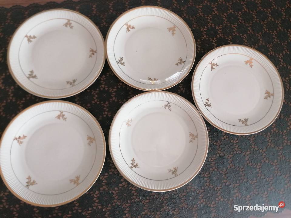 Talerzyktalerzyki deserowe ze złoceniemPorcelana biały