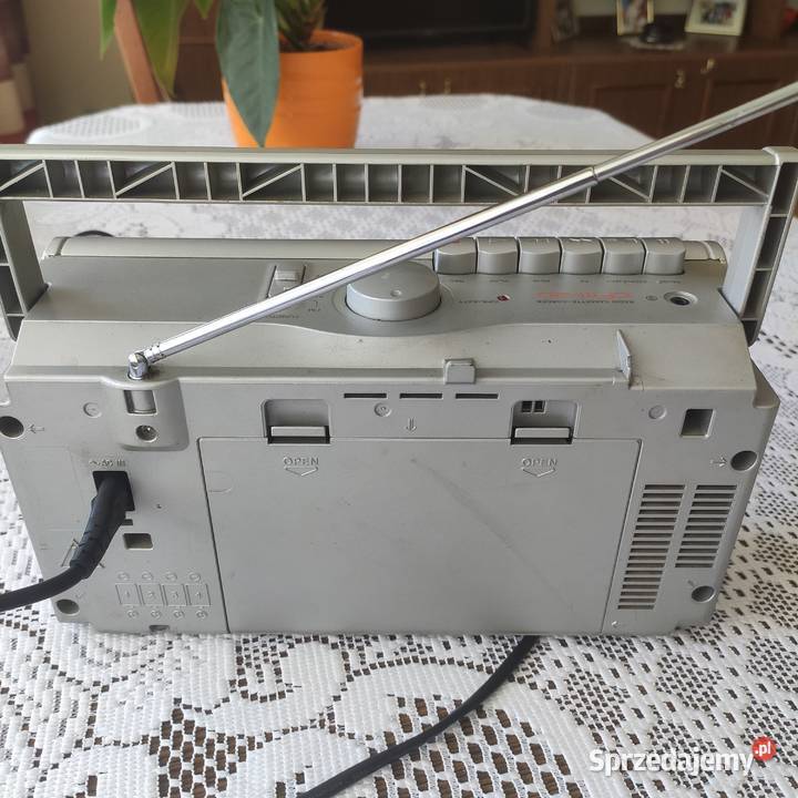 Radiomagnetofon SONY CFM20 Nowy Sącz sprzedam