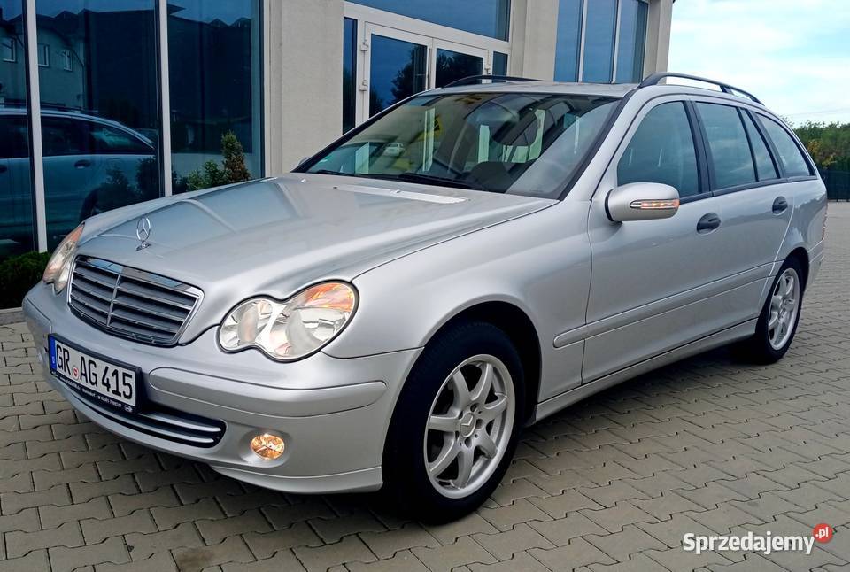 Mercedes C180 W203 z gazem LPG stan optyczny i 319000km Częstochowa