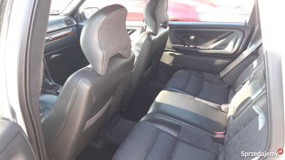 Volvo v70 25 TDI R5 autoalarm Starachowice sprzedam