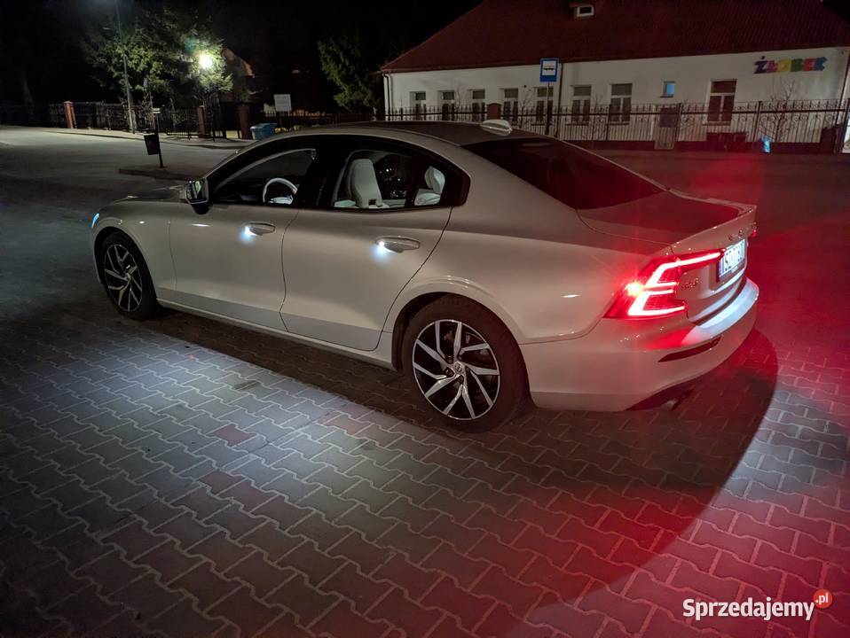 Volvo S60T5201920niski przebieg super stan automatyczna