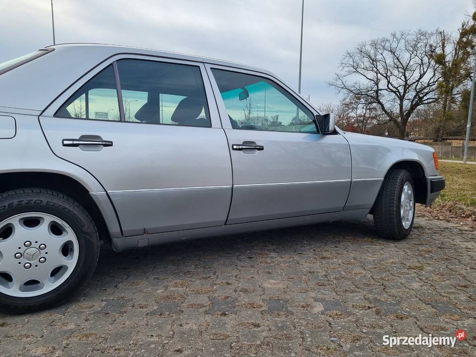 Mercedes Benz W124 200E 1993 niski przebieg zachodniopomorskie Szczecin