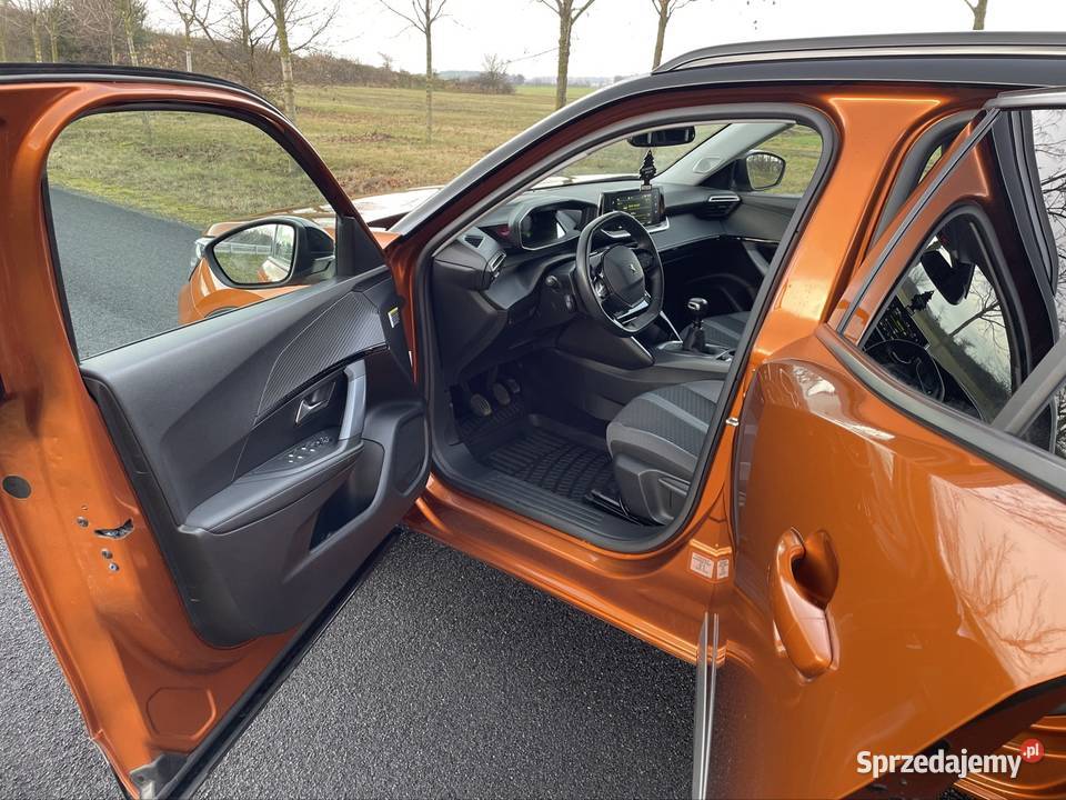 Peugeot 2008 benzyna 12 lakier metallic Strzałkowo sprzedam