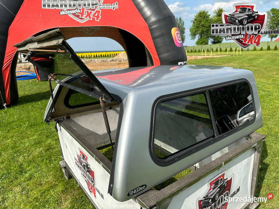 Zabudowa Nissan Navara D22 Hardtop SNUGTOP na terenowe