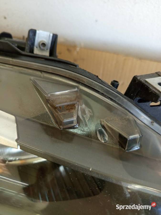 Reflektor prawy BMW 1 f20f21 prawy orginalny