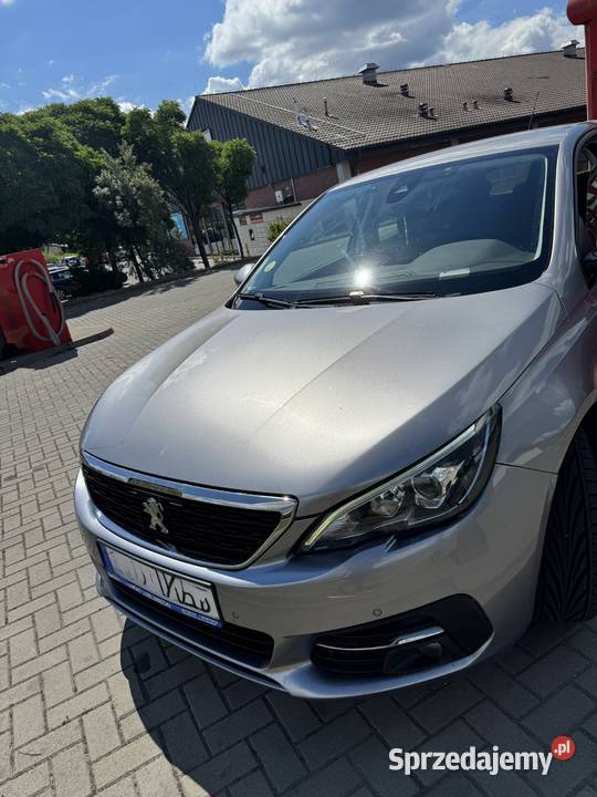 Peugeot 308 T9 Allure 2019 15 BlueHDi 130 130KM