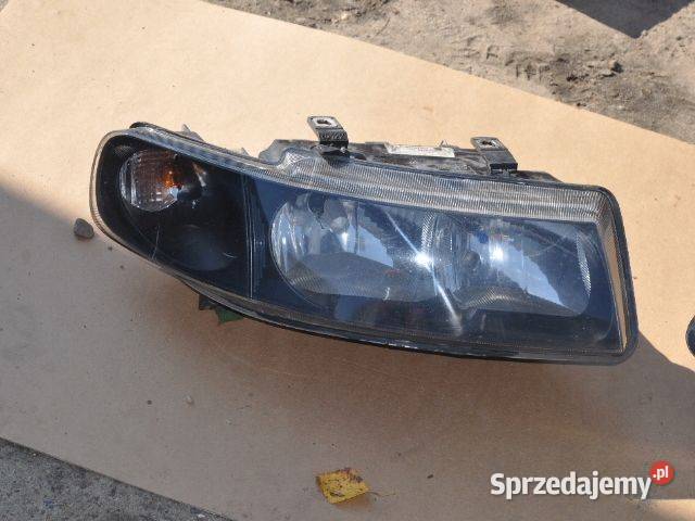 toledo II lampa prawa WYSYŁKA Pozostałe Żory sprzedam