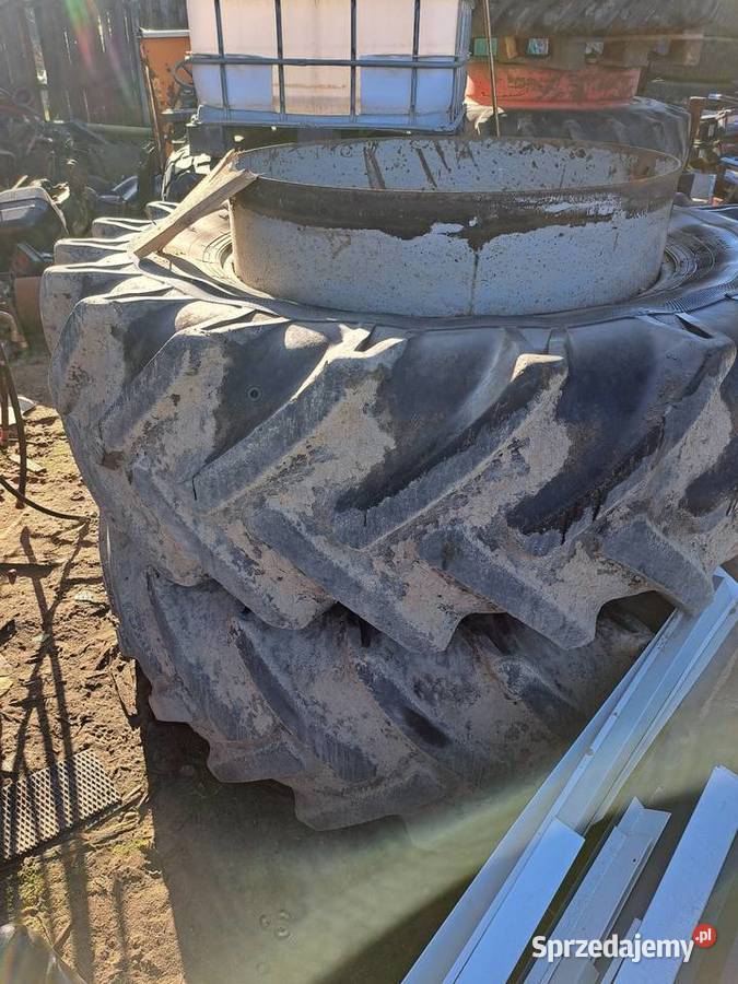 Koła bliźniacze 208 R38