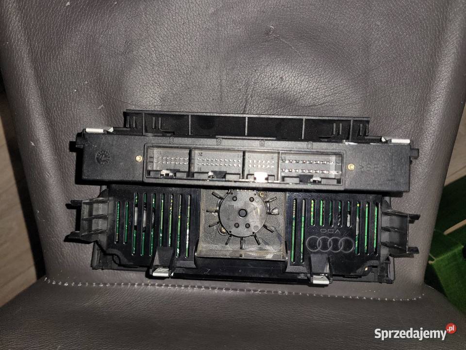PANEL KLIMATYZACJI 8P0820043D AUDI A3 8P sprzedam