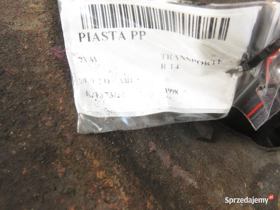 ZWROTNICA PRZEDNIA PRAWA VW T4 19 TD osobowe Piasty i łożyska kół